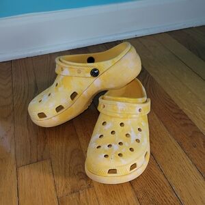 Crocs Iconic Size W5 Yellow/Orange Sorbet Classic Platform Clogs Women's